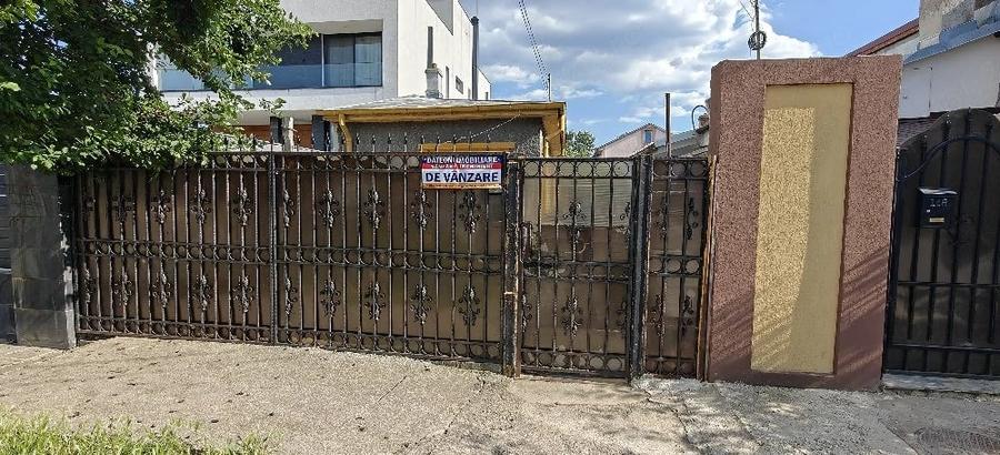Casă cu Teren 337 Mp în Central
