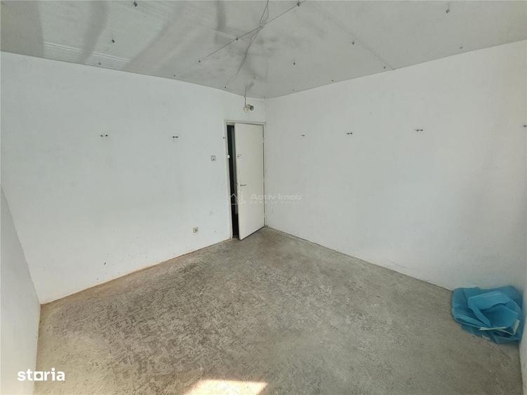 Apartament cu 2 camere semidecomandat în Central