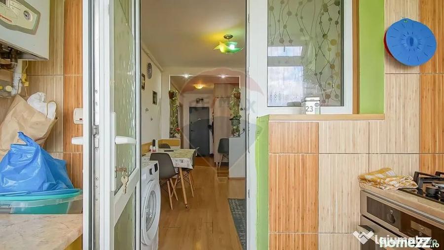 Apartament cu 3 camere decomandat în Griviței
