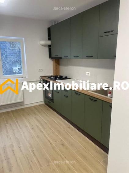 Apartament cu 2 camere decomandat în 13 Septembrie