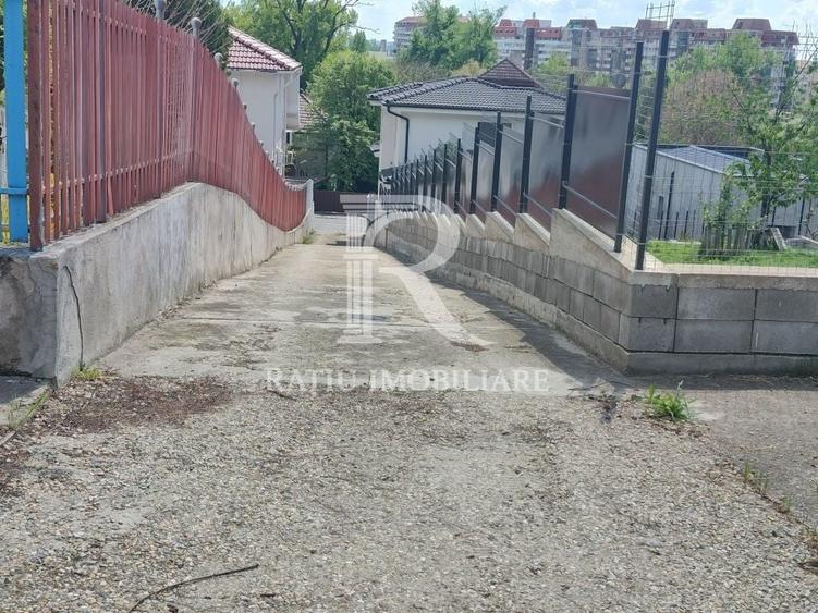 Teren Construcții intravilan de 785 mp, în Podgoria