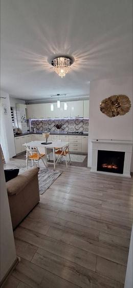 Apartament cu 2 camere în Florești