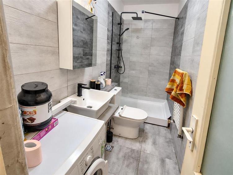 Apartament cu 2 camere decomandat, mobilat în Ștrand