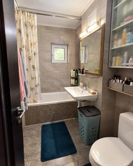 Apartament cu 3 camere decomandat în Târgu Cucu