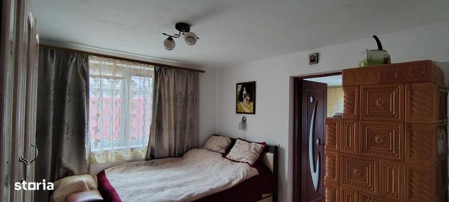 Casă cu 4 camere în Cucorăni