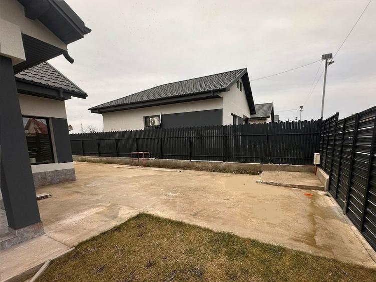 Casă individuală cu 3 camere cu Teren 580 Mp în Vasile Alecsandri