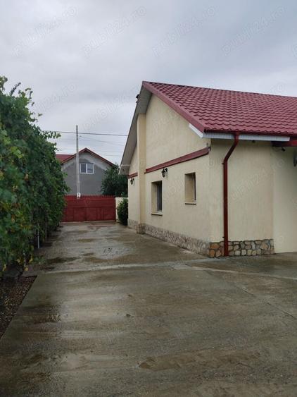Casă cu 4 camere în Tecuci