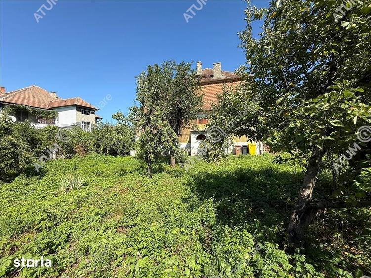 Casă cu 4 camere cu Teren 1000 Mp în Sub Arini