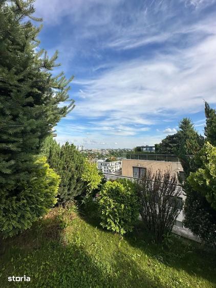 Apartament cu 5 camere în Aviației