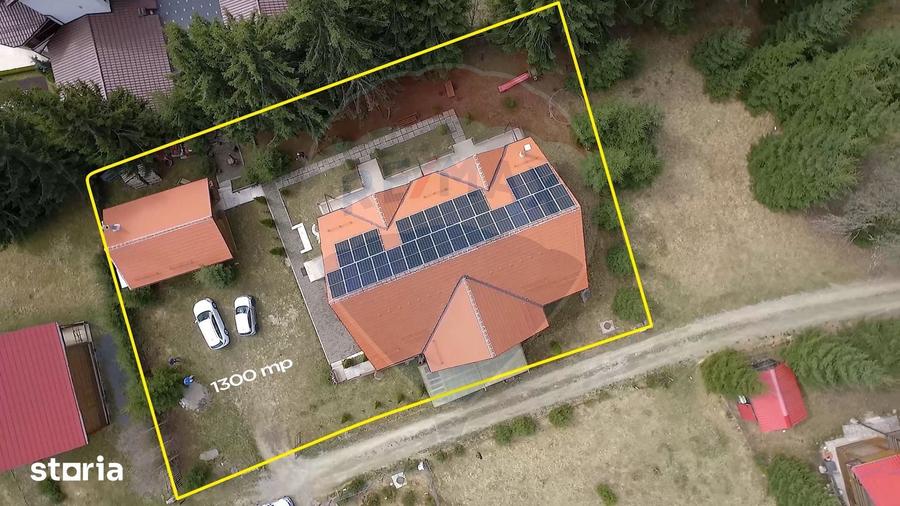 Casă cu 7 camere cu Teren 1300 Mp în Mărișel