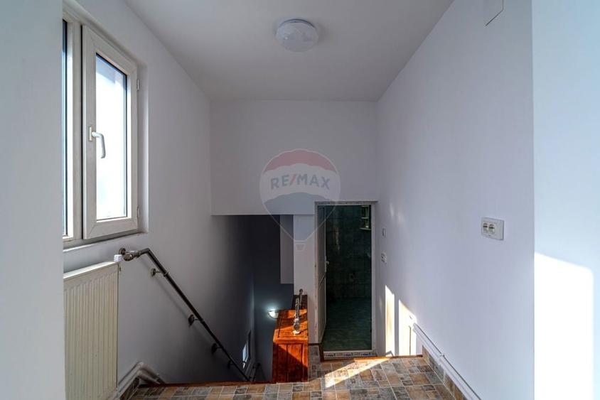 Apartament cu 2 camere nedecomandat în Central