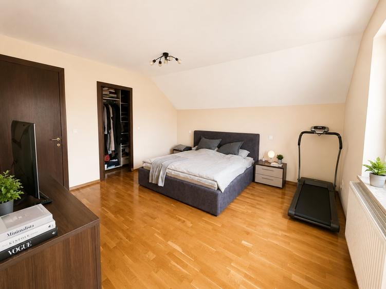 Casă individuală cu 4 camere cu Teren 827 Mp în Bărăbanț