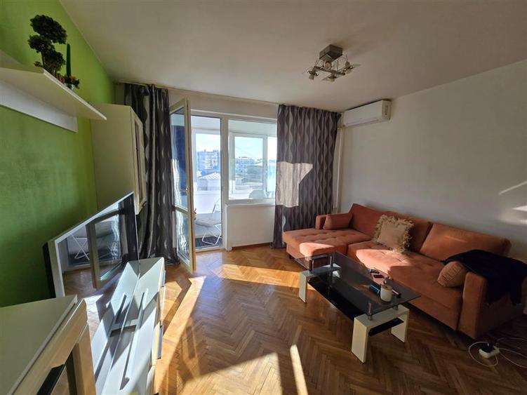 Apartament cu 2 camere semidecomandat, mobilat în Cișmigiu