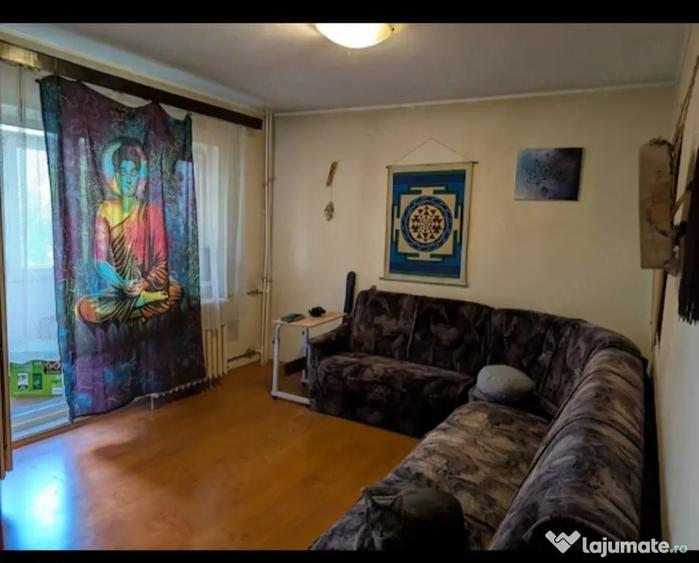 Apartament cu 2 camere decomandat în Berceni