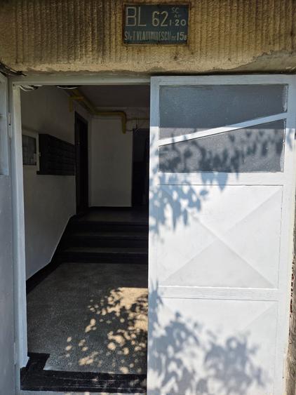 Apartament cu doua camere etaj 3 Parc CFR Adjud - 11