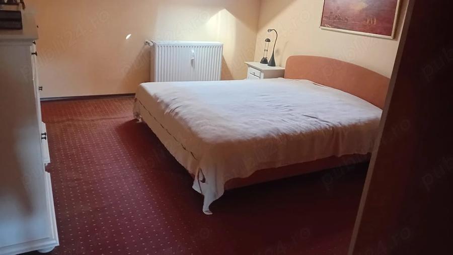Casă cu 6 camere cu Teren 508 Mp în Bujac