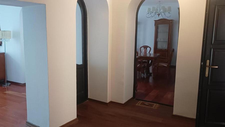 Apartament cu 2 camere nedecomandat, mobilat în Ultracentral