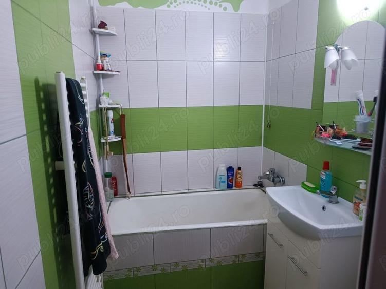 Apartament cu 2 camere semidecomandat în Țiglina 3