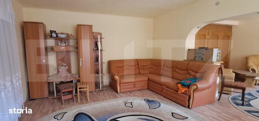 Casă cu 4 camere în Sebeș