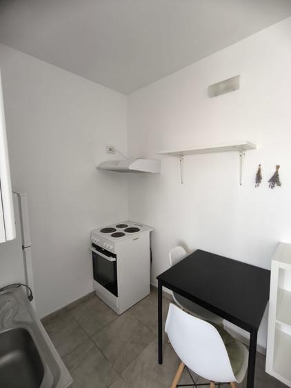 Garsonieră semidecomandată, mobilată în Apărătorii Patriei
