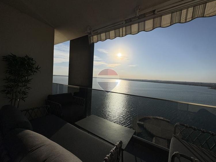 Apartament cu 2 camere semidecomandat, mobilat în Central