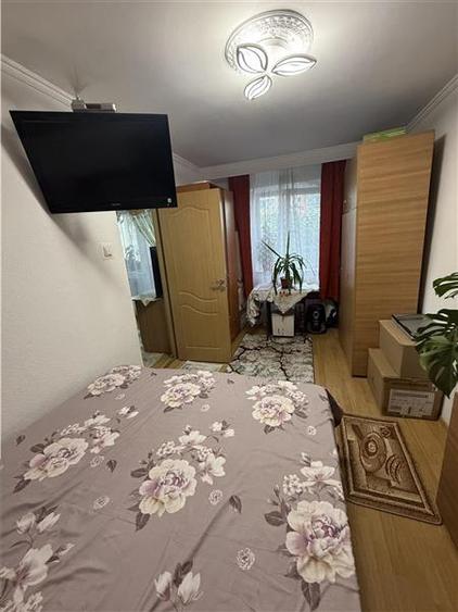 Apartament cu 2 camere semidecomandat în Km 4-5