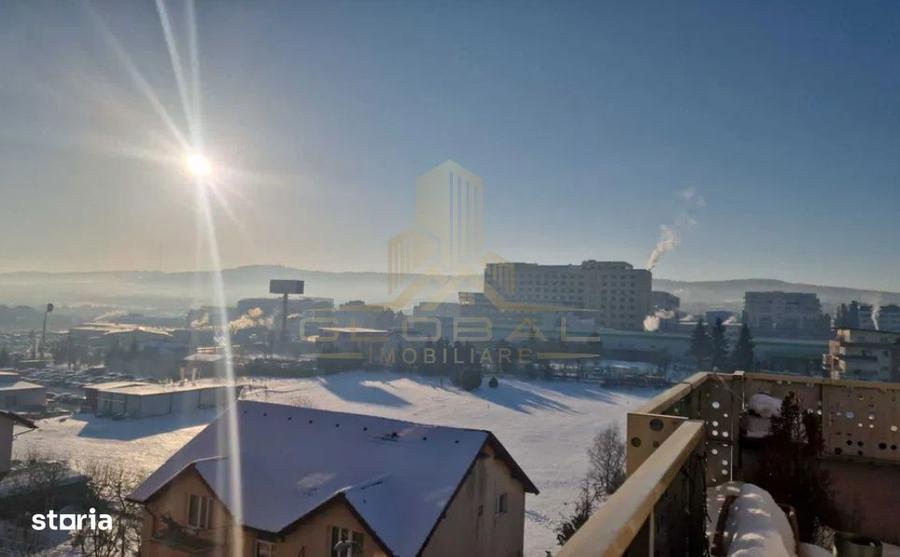 Apartament cu 3 camere semidecomandat, mobilat în Bună Ziua