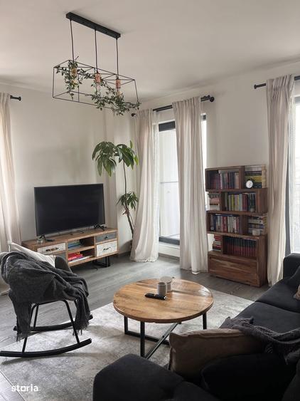Apartament cu 2 camere decomandat în Vitan