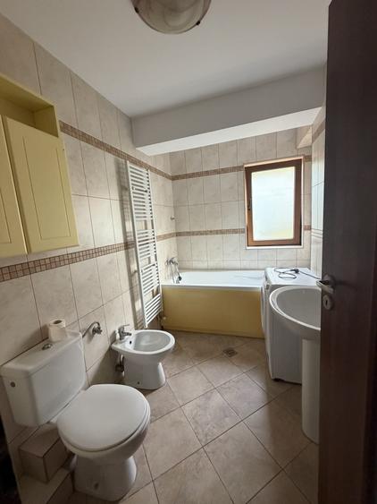 Apartament 2 camere de vanzare, 52 mp, Calea 13 Septembrie - 7