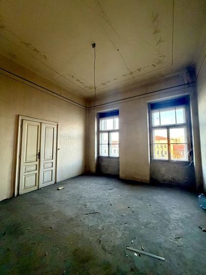 Apartament cu 2 camere nedecomandat în Ultracentral