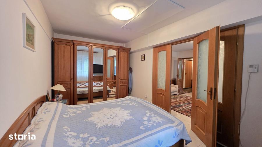 Apartament cu 3 camere în Central