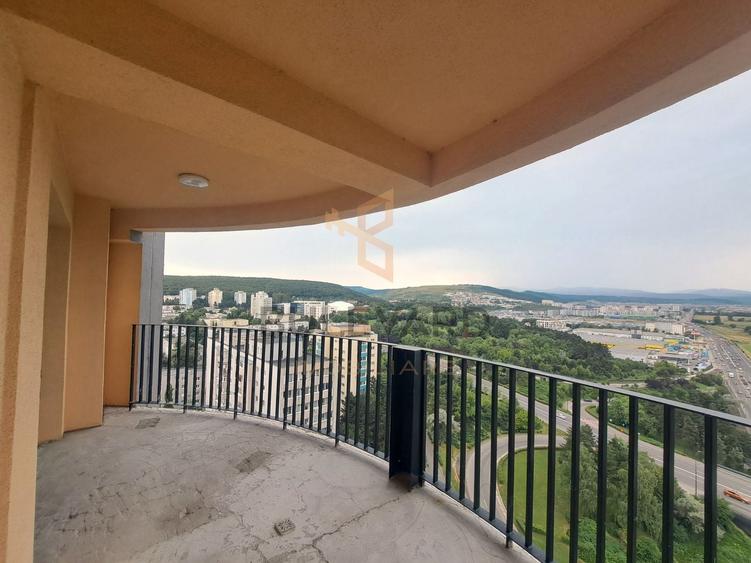 Apartament cu 3 camere semidecomandat în Mănăștur