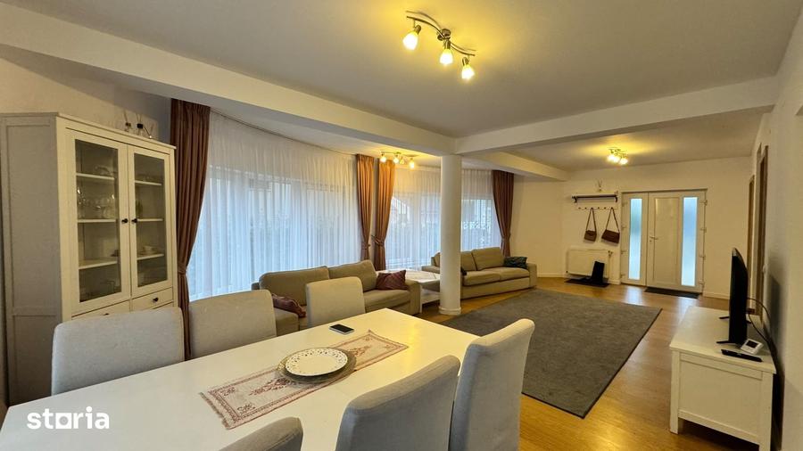 Casă cu 4 camere cu Teren 250 Mp în Tokai