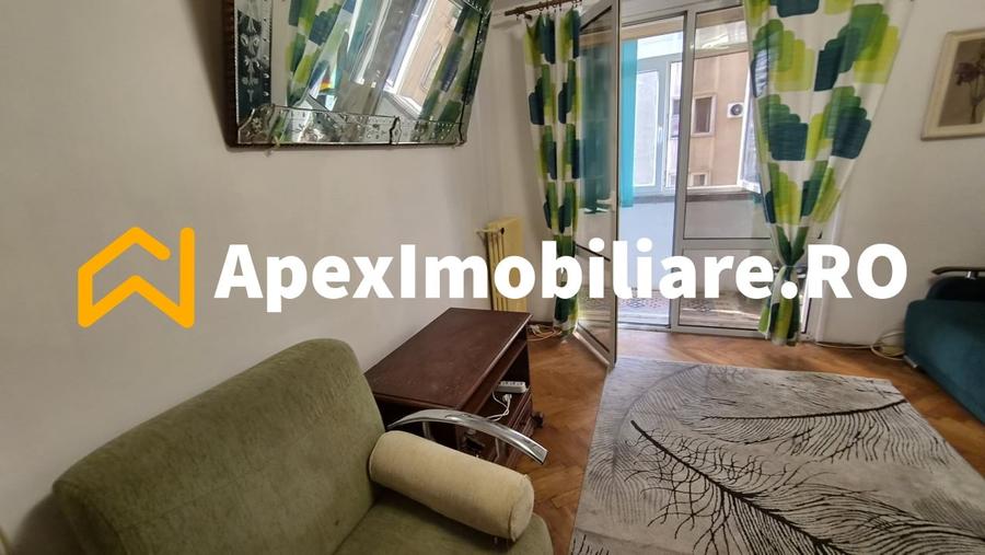 Apartament cu 2 camere semidecomandat, mobilat în Cișmigiu