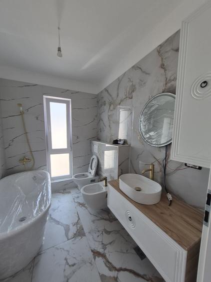 Casă cu 4 camere cu Teren 400 Mp în Valea Lupului