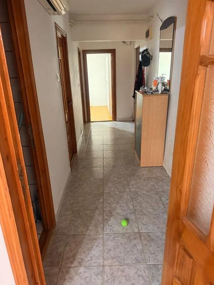 Apartament cu 2 camere decomandat în Golești