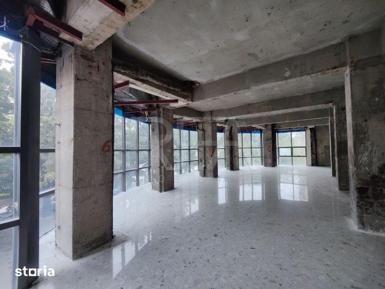 Spațiu comercial, de 655 mp, în Unirii