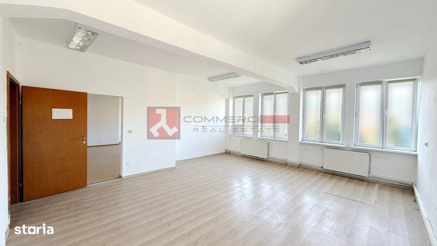 Spațiu comercial, de 269 mp, în Județean