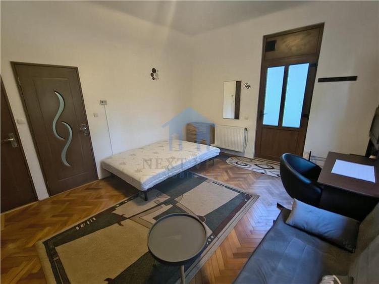 Garsonieră decomandată în Hașdeu