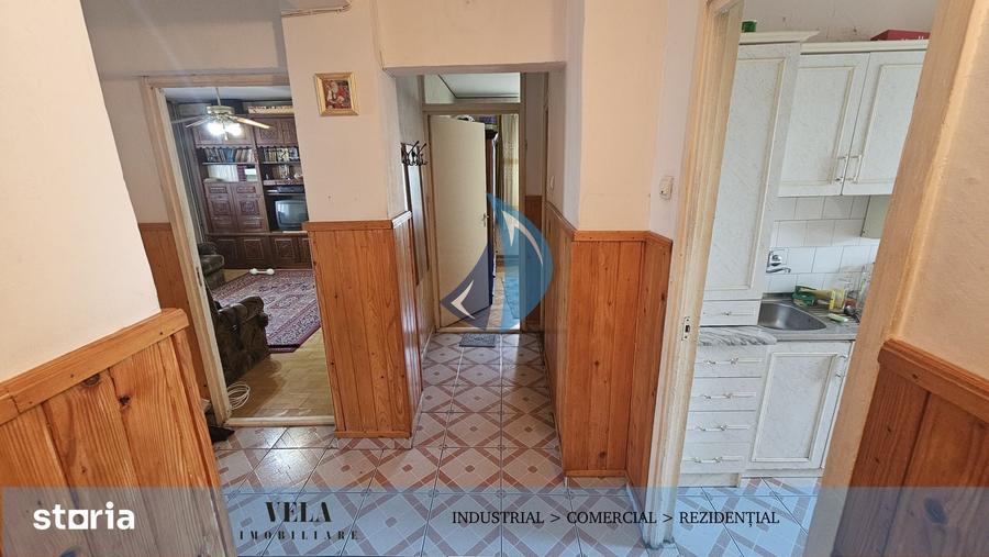 Apartament cu 3 camere în 22 Decembrie 1989