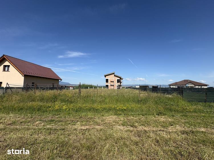 Teren de 664 mp, în Bod
