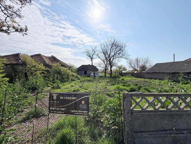 Teren Construcții intravilan de 2591 mp, în Cobadin