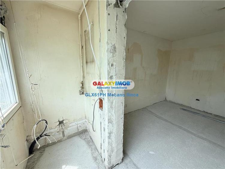 Apartament cu 4 camere decomandat în Vest
