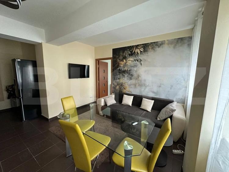 Apartament cu 3 camere semidecomandat în Nord