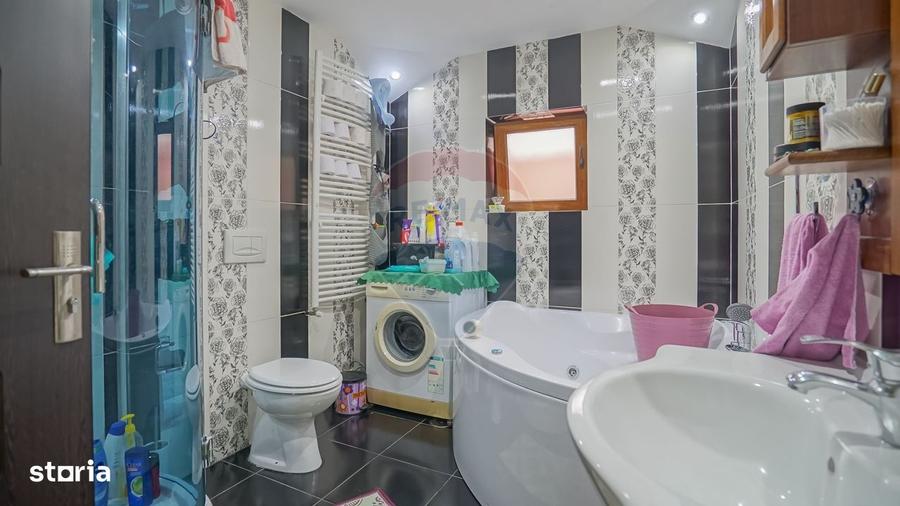 Casă cu 4 camere cu Teren 512 Mp în Sânpetru