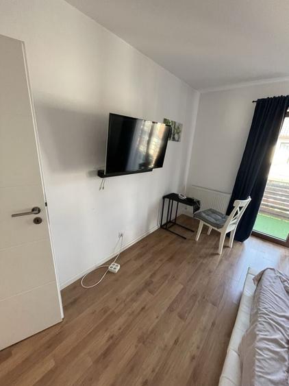 Casă cu 4 camere cu Teren 250 Mp în Central