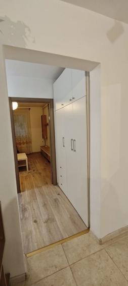 Apartament cu 2 camere decomandat în Runcu