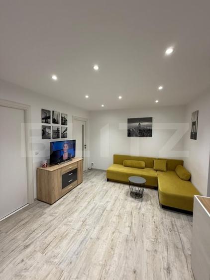 Apartament cu 3 camere semidecomandat, mobilat în Ultracentral