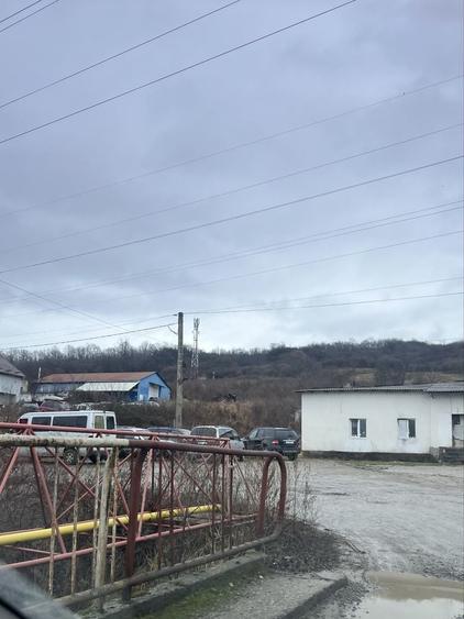 Spațiu comercial, în Crișeni
