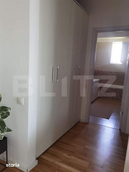 Apartament cu 3 camere decomandat în Șcheia